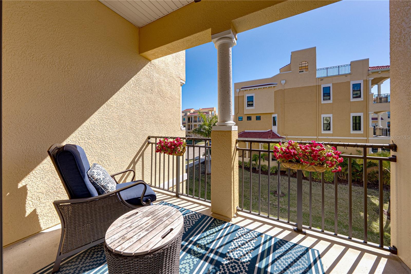 Image 40 of 100 For 6411 Mayra Shores Lane