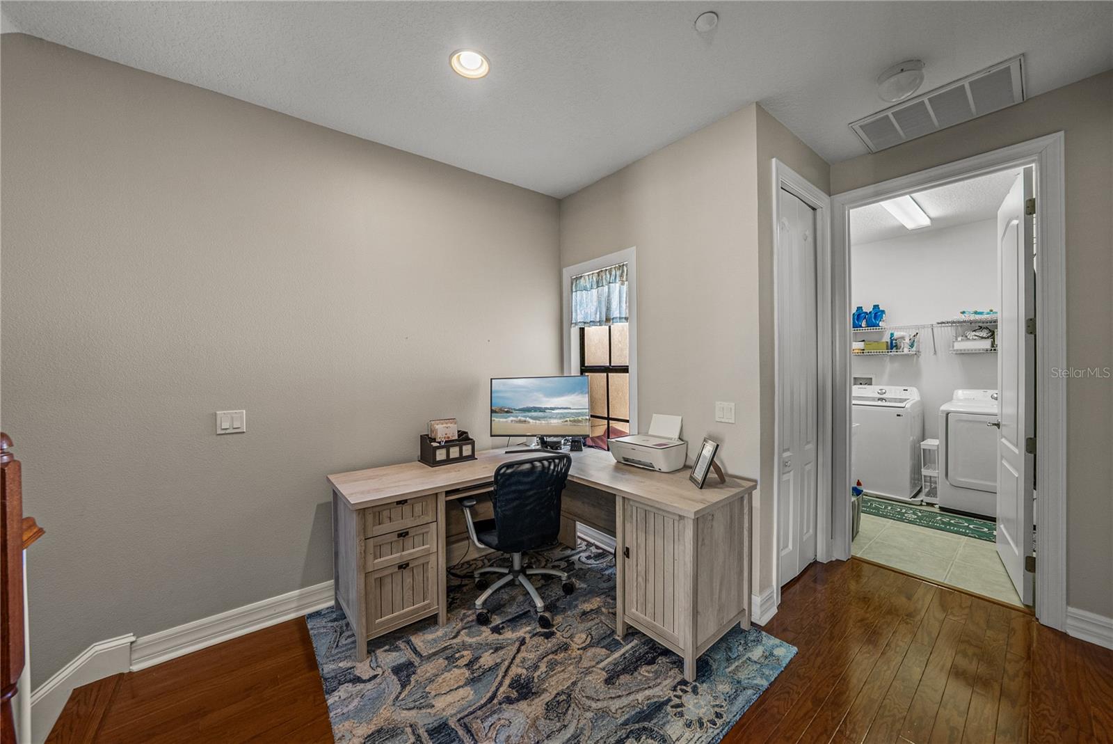 Image 47 of 100 For 6411 Mayra Shores Lane