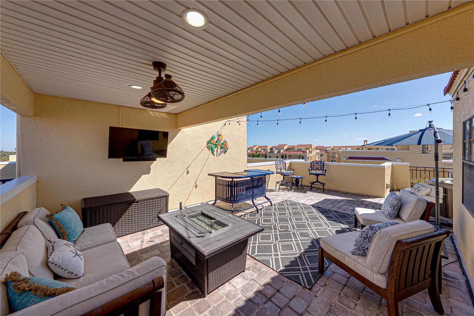 Image 66 of 100 For 6411 Mayra Shores Lane