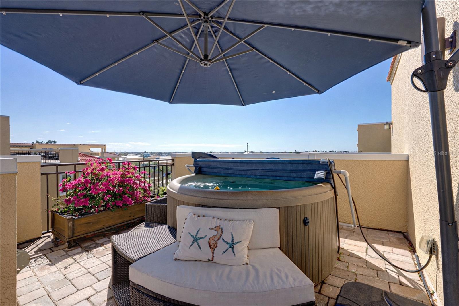 Image 7 of 100 For 6411 Mayra Shores Lane