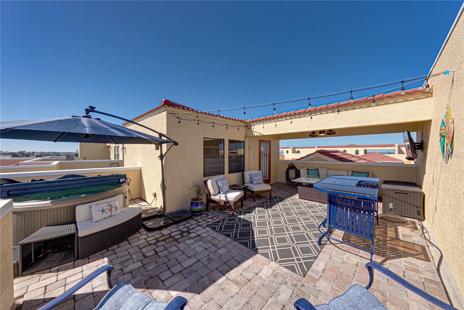 Image 74 of 100 For 6411 Mayra Shores Lane