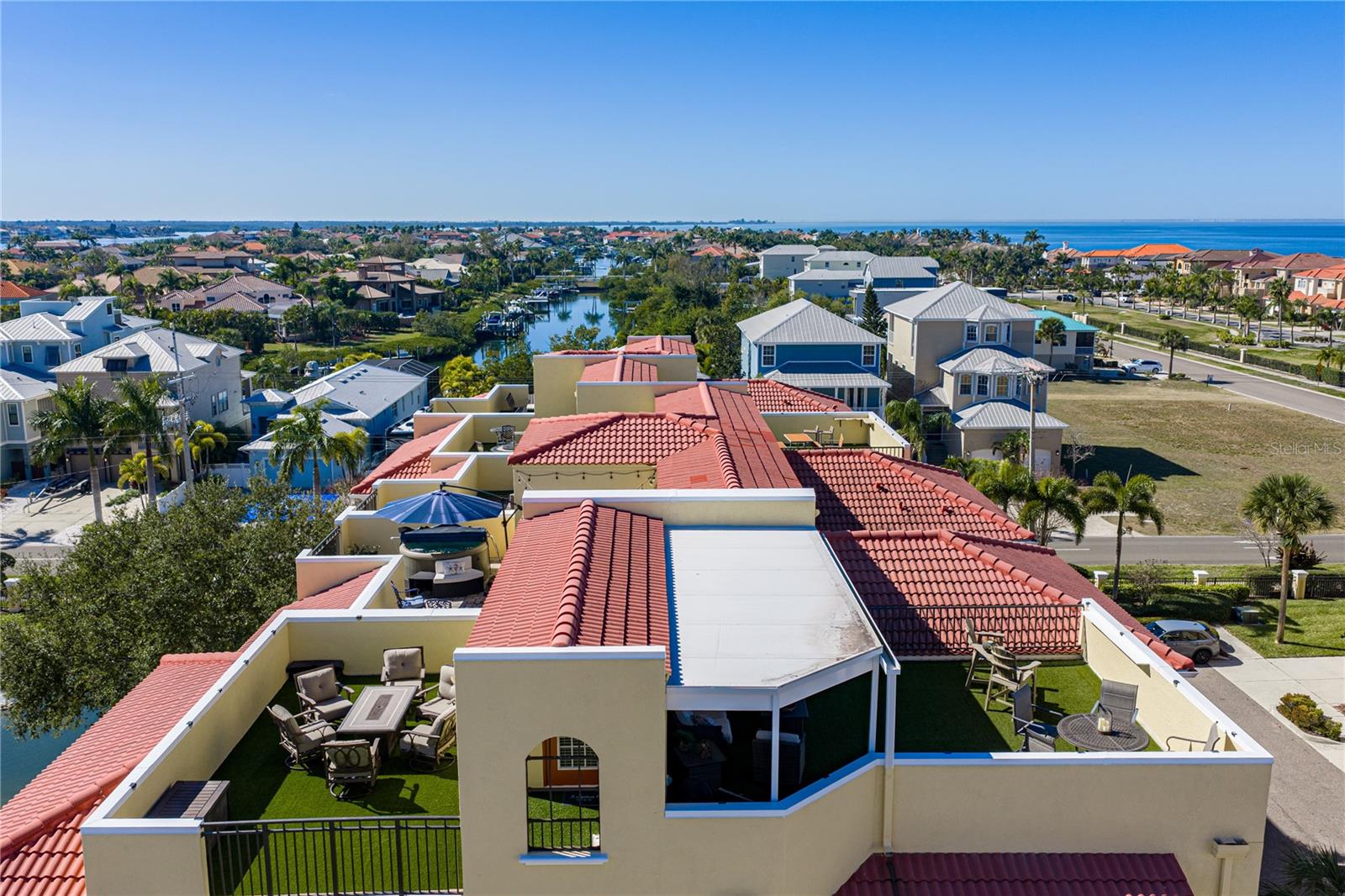 Image 81 of 100 For 6411 Mayra Shores Lane