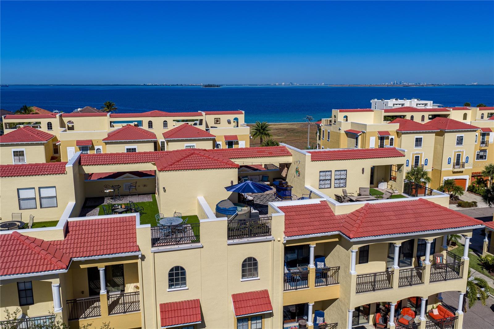 Image 9 of 100 For 6411 Mayra Shores Lane