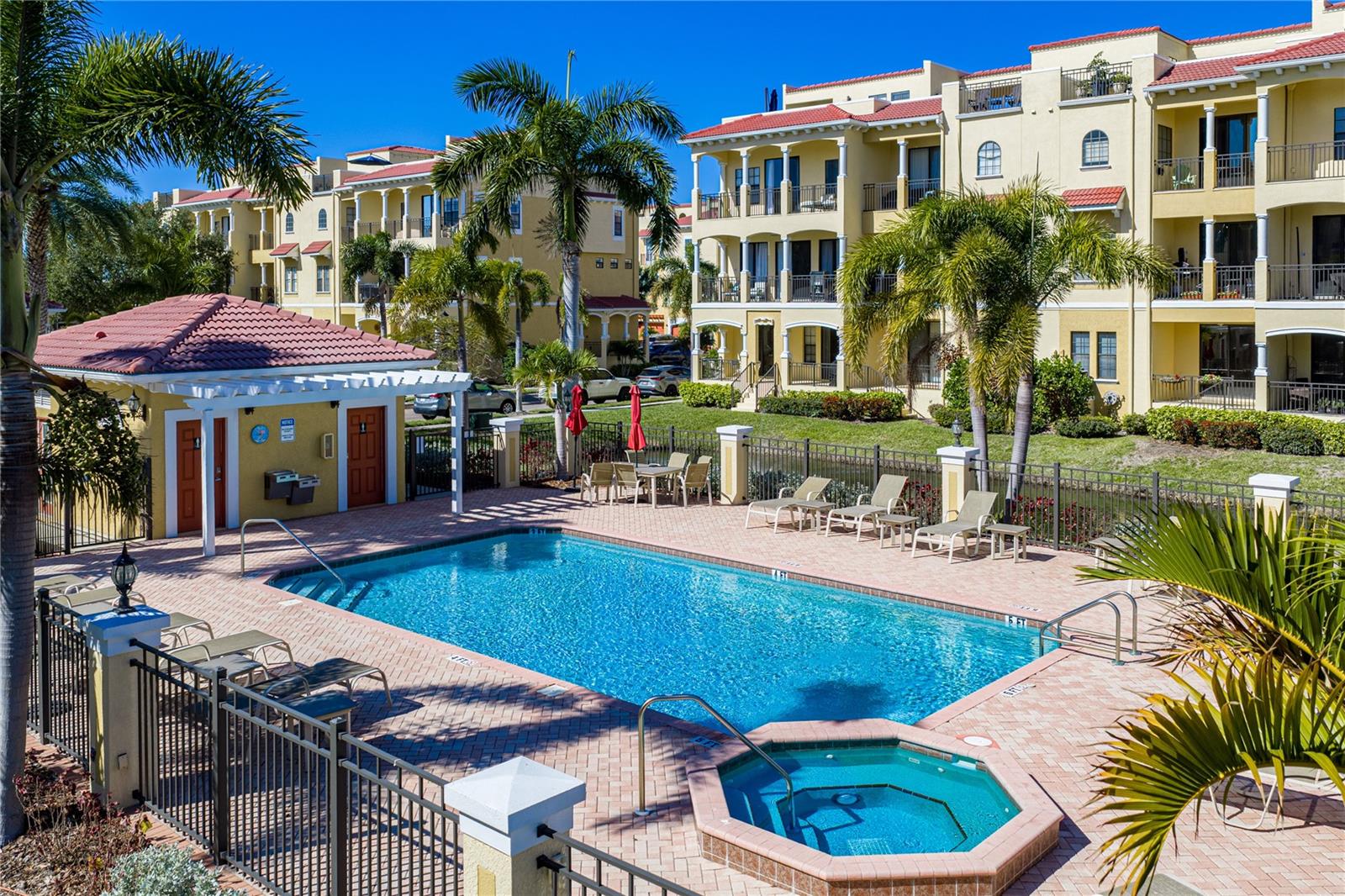 Image 90 of 100 For 6411 Mayra Shores Lane