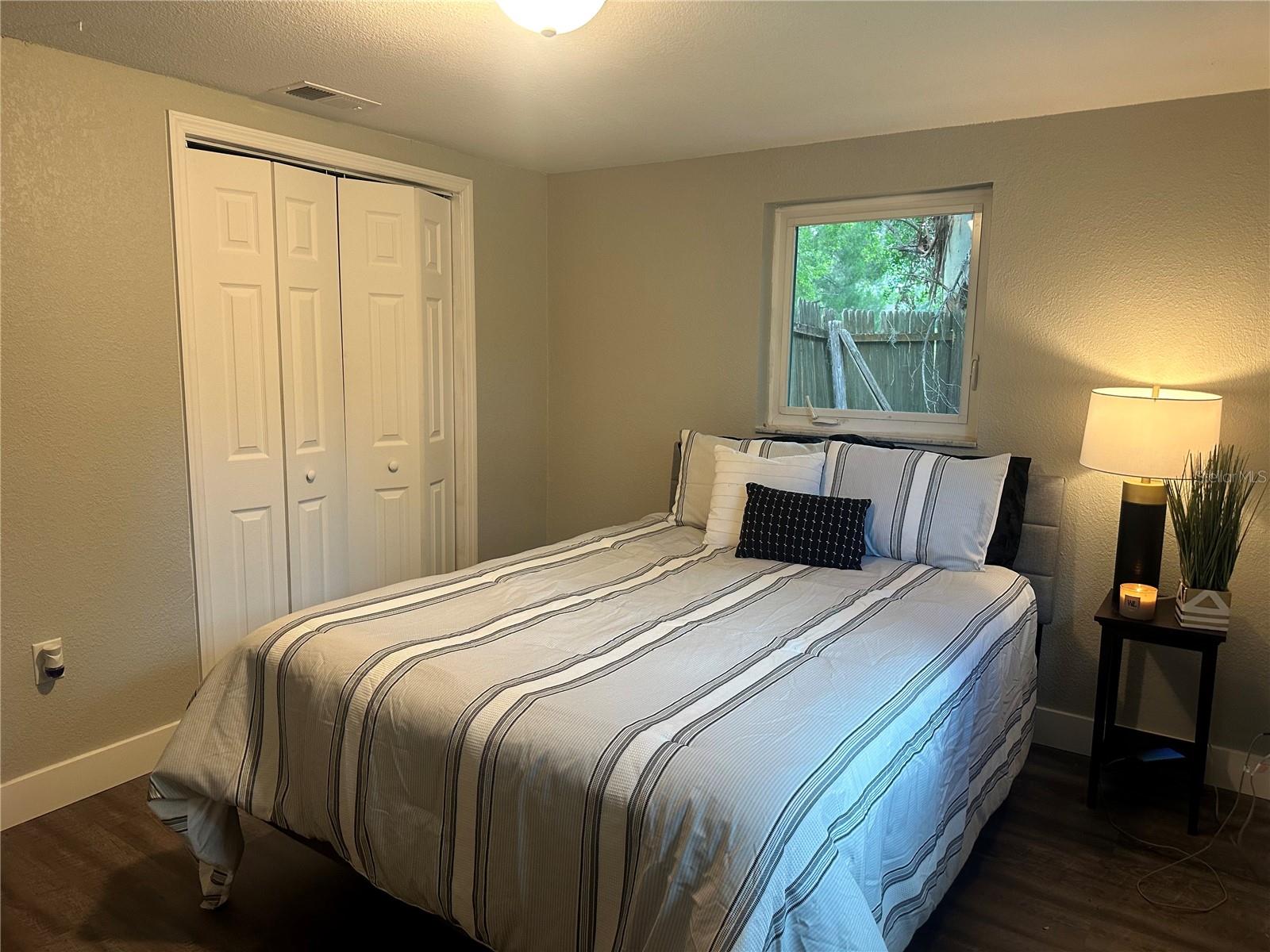 Image 19 of 28 For 12922 Post Road