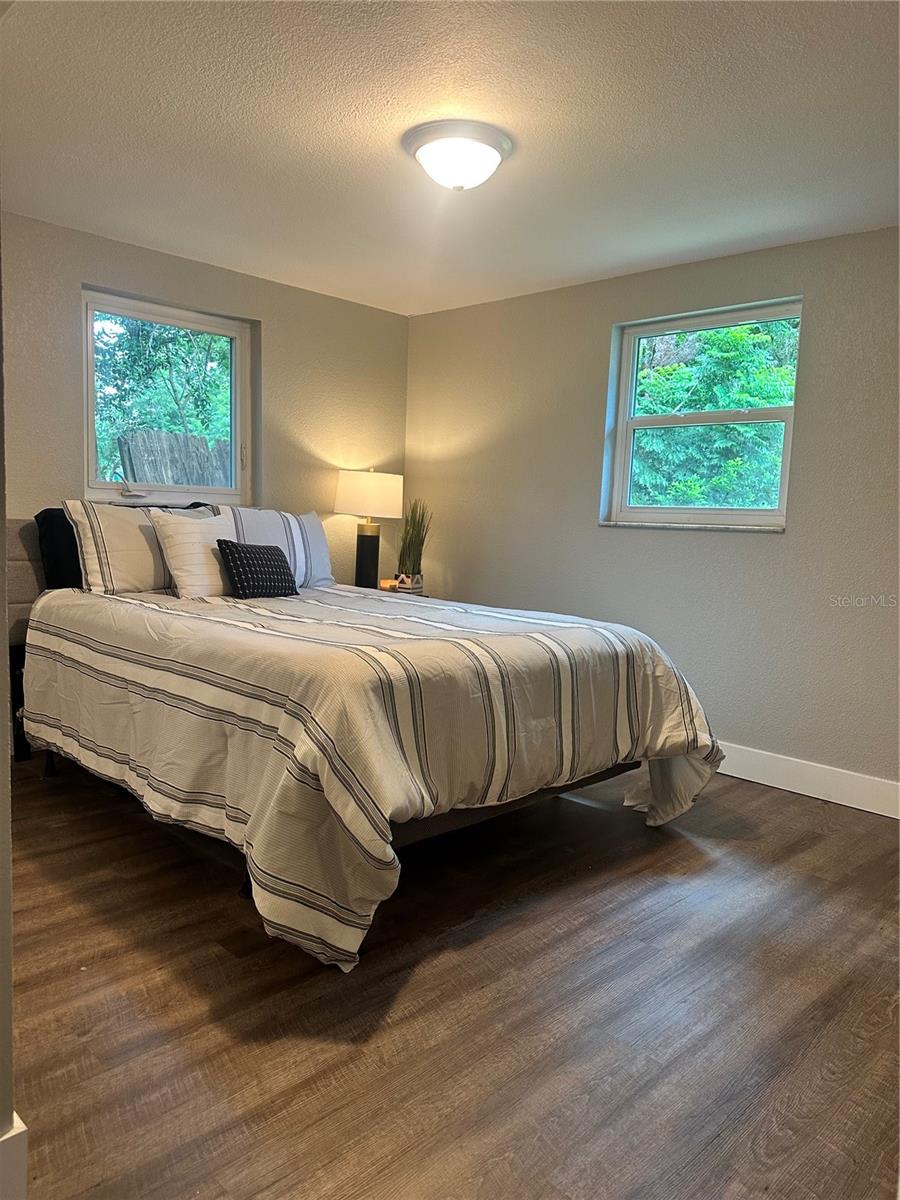 Image 20 of 28 For 12922 Post Road