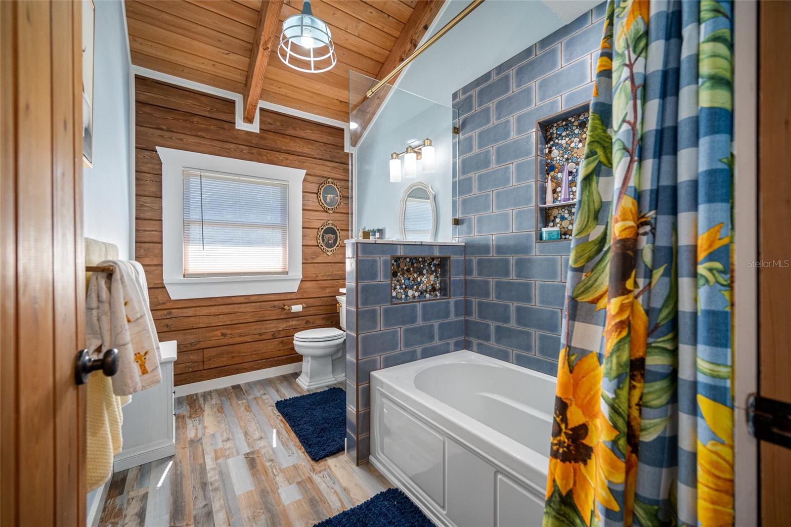 Image 47 of 66 For 9802 Royal Palm Avenue