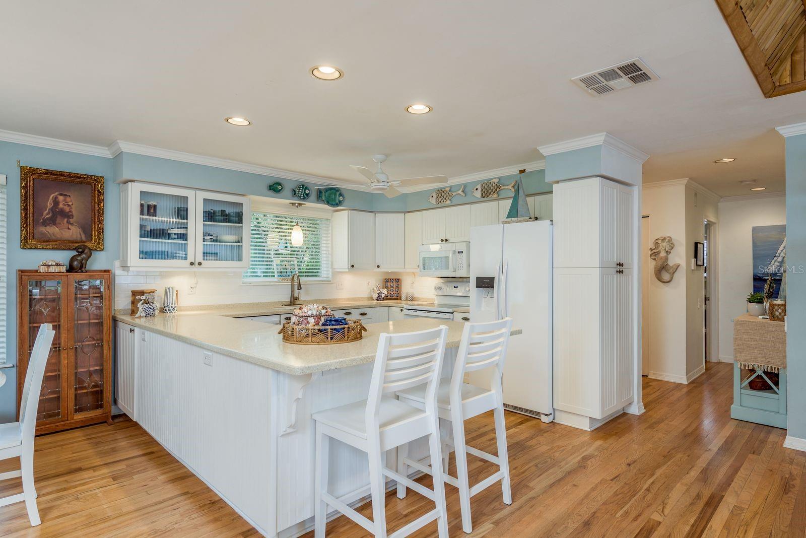 Image 10 of 70 For 737 Ohio Avenue