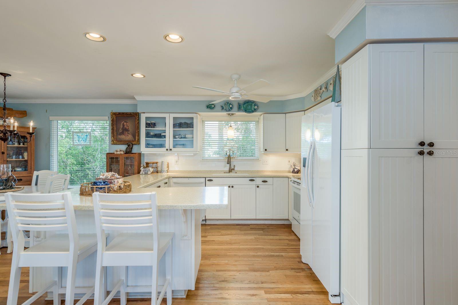 Image 11 of 70 For 737 Ohio Avenue