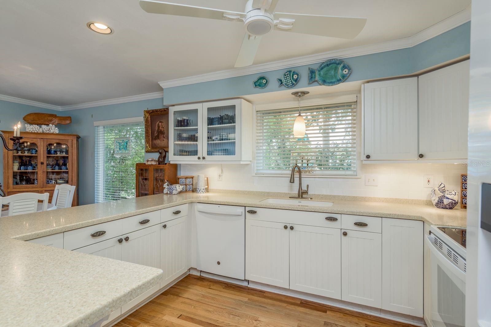 Image 12 of 70 For 737 Ohio Avenue