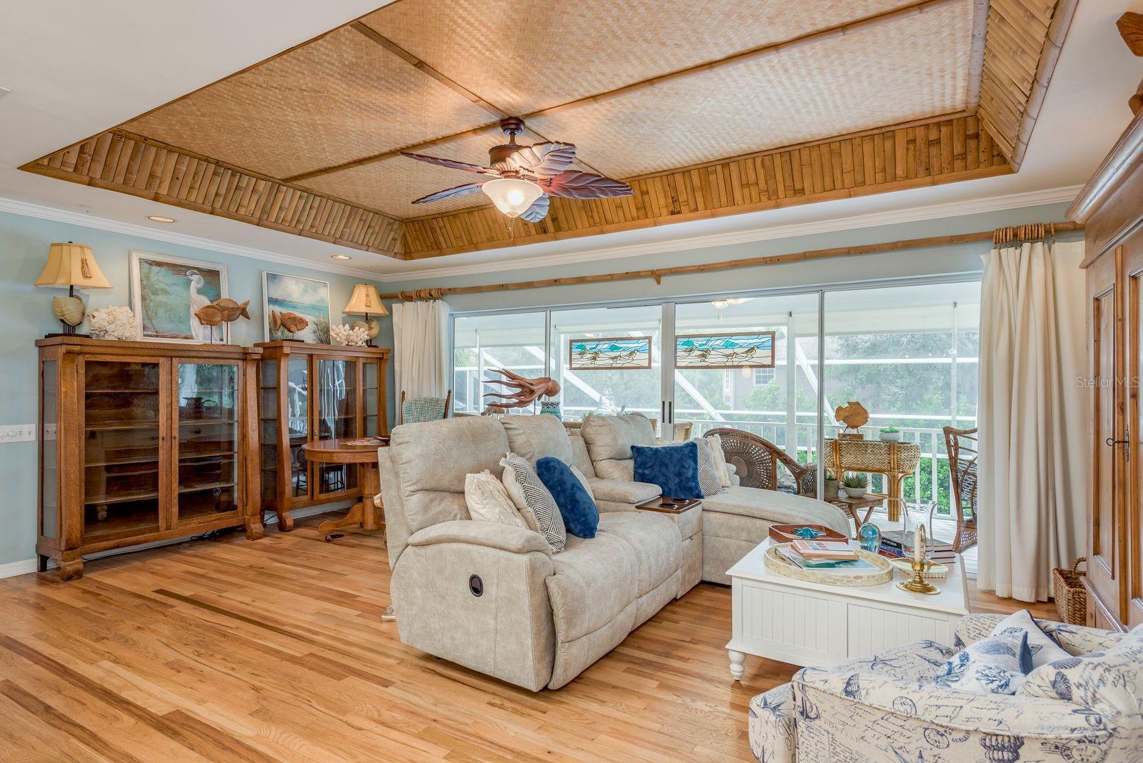 Image 7 of 70 For 737 Ohio Avenue