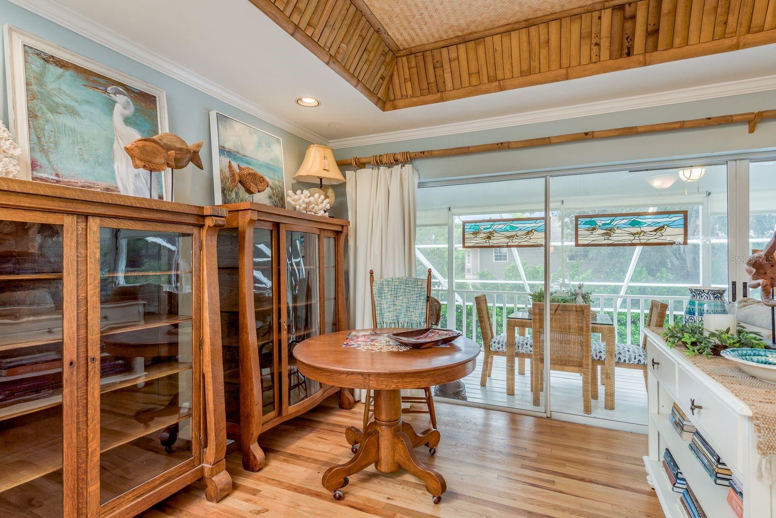 Image 8 of 70 For 737 Ohio Avenue