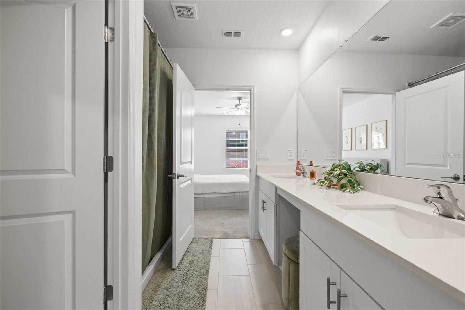 Image 18 of 48 For 22312 Pleasant Morning Drive