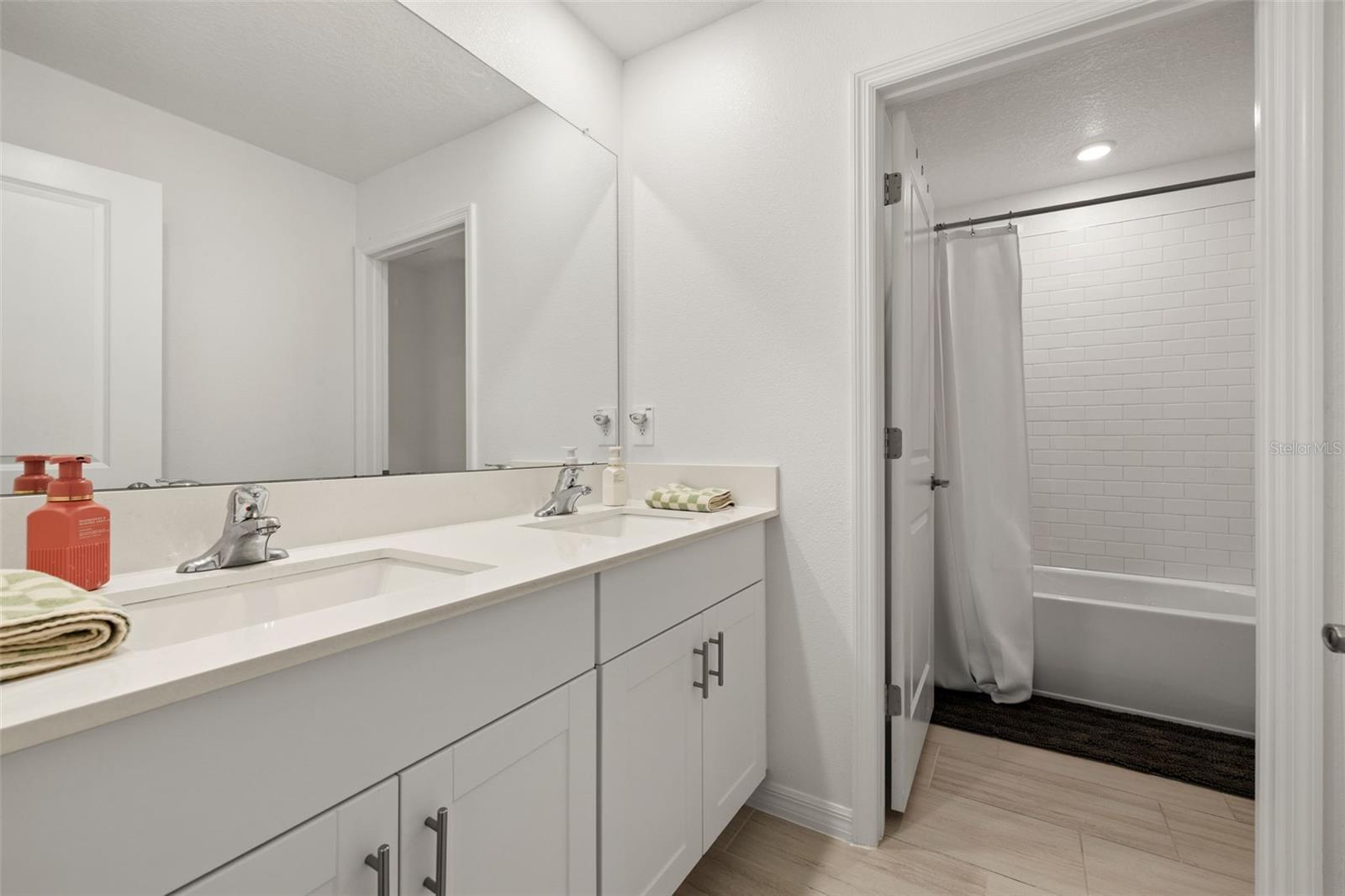 Image 26 of 48 For 22312 Pleasant Morning Drive