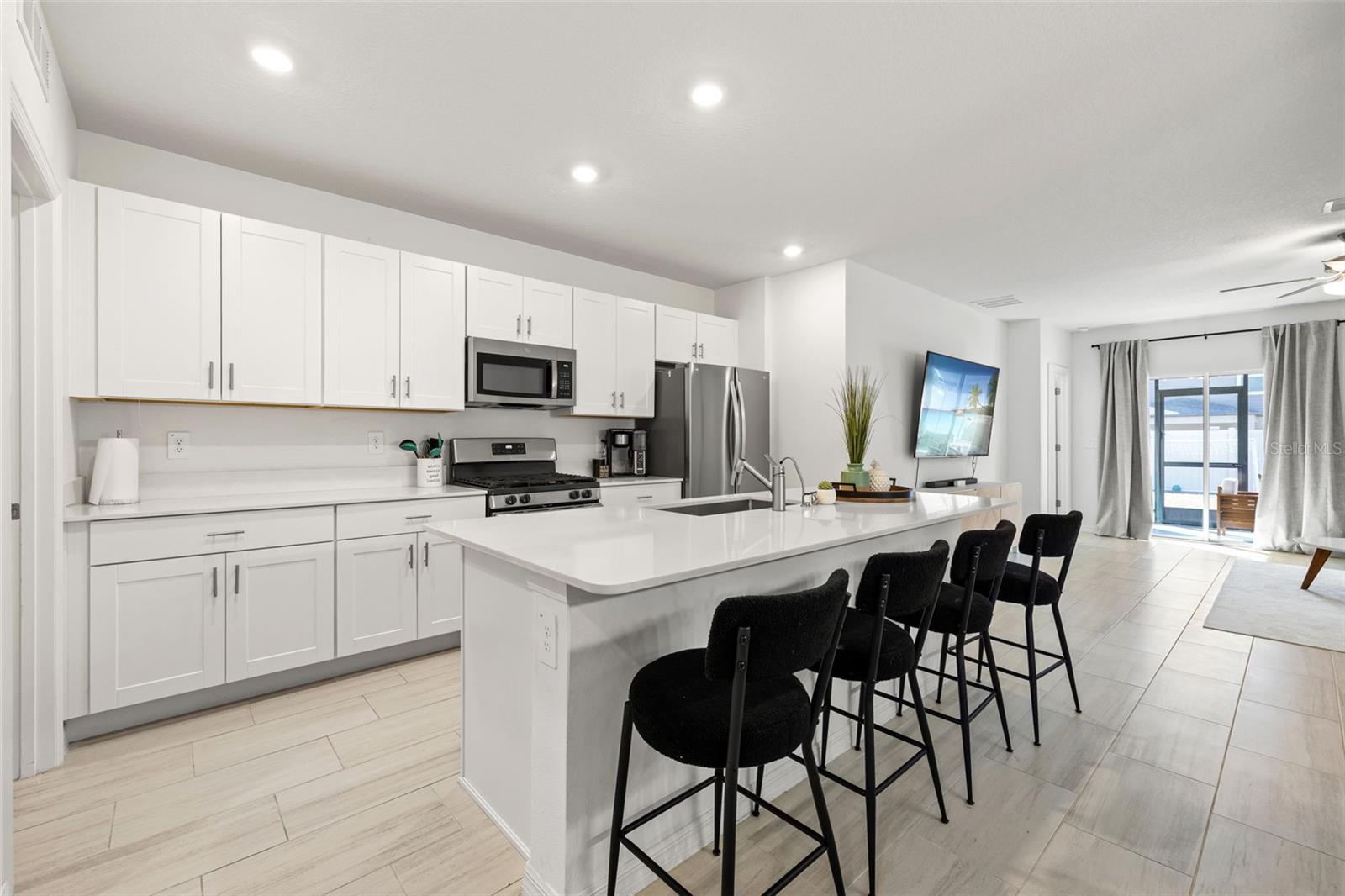 Image 3 of 48 For 22312 Pleasant Morning Drive