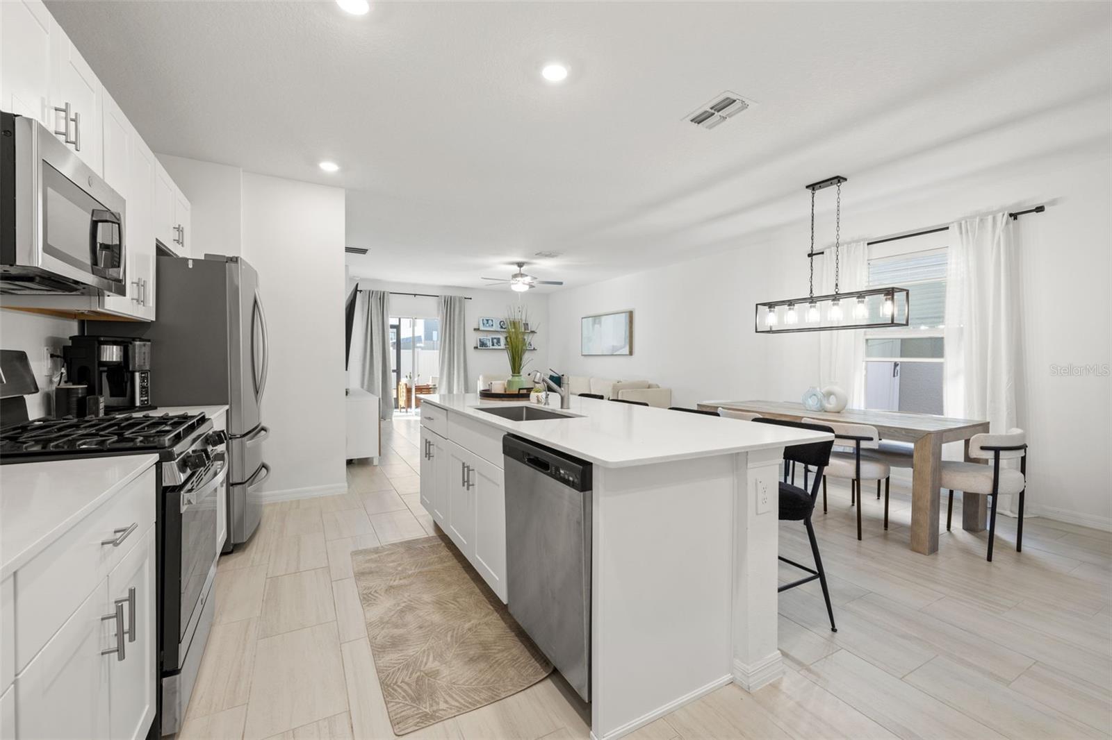 Image 8 of 48 For 22312 Pleasant Morning Drive