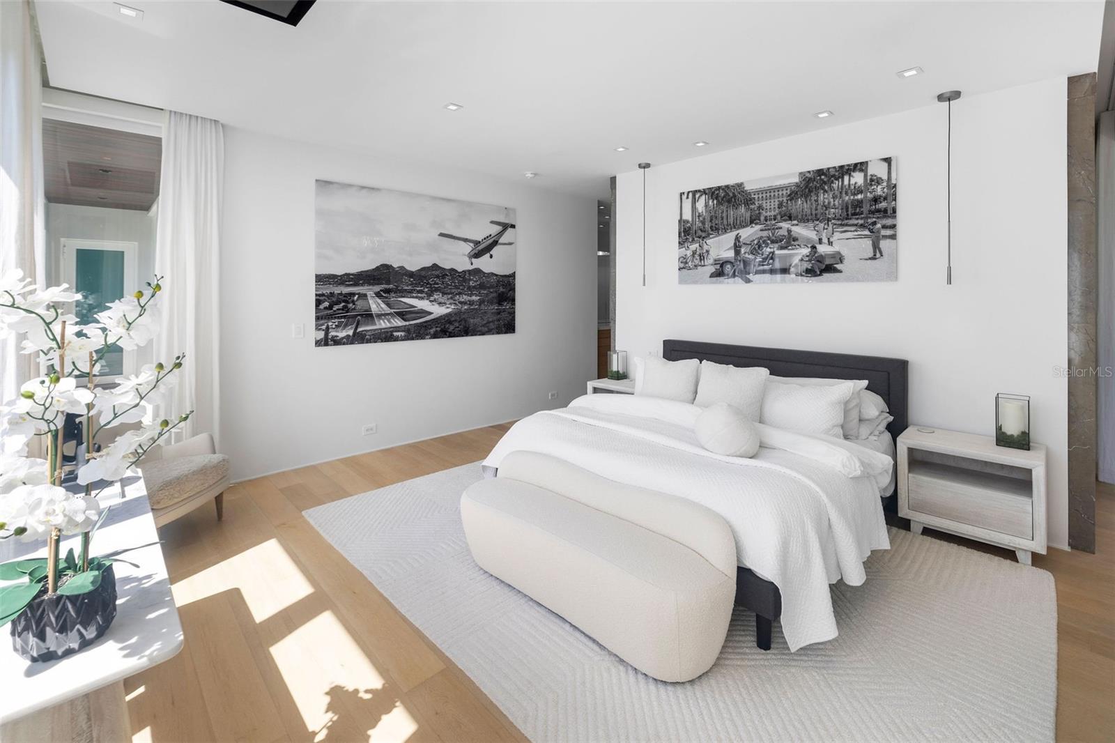 Listing photo id 56 for 4433 Bay Road