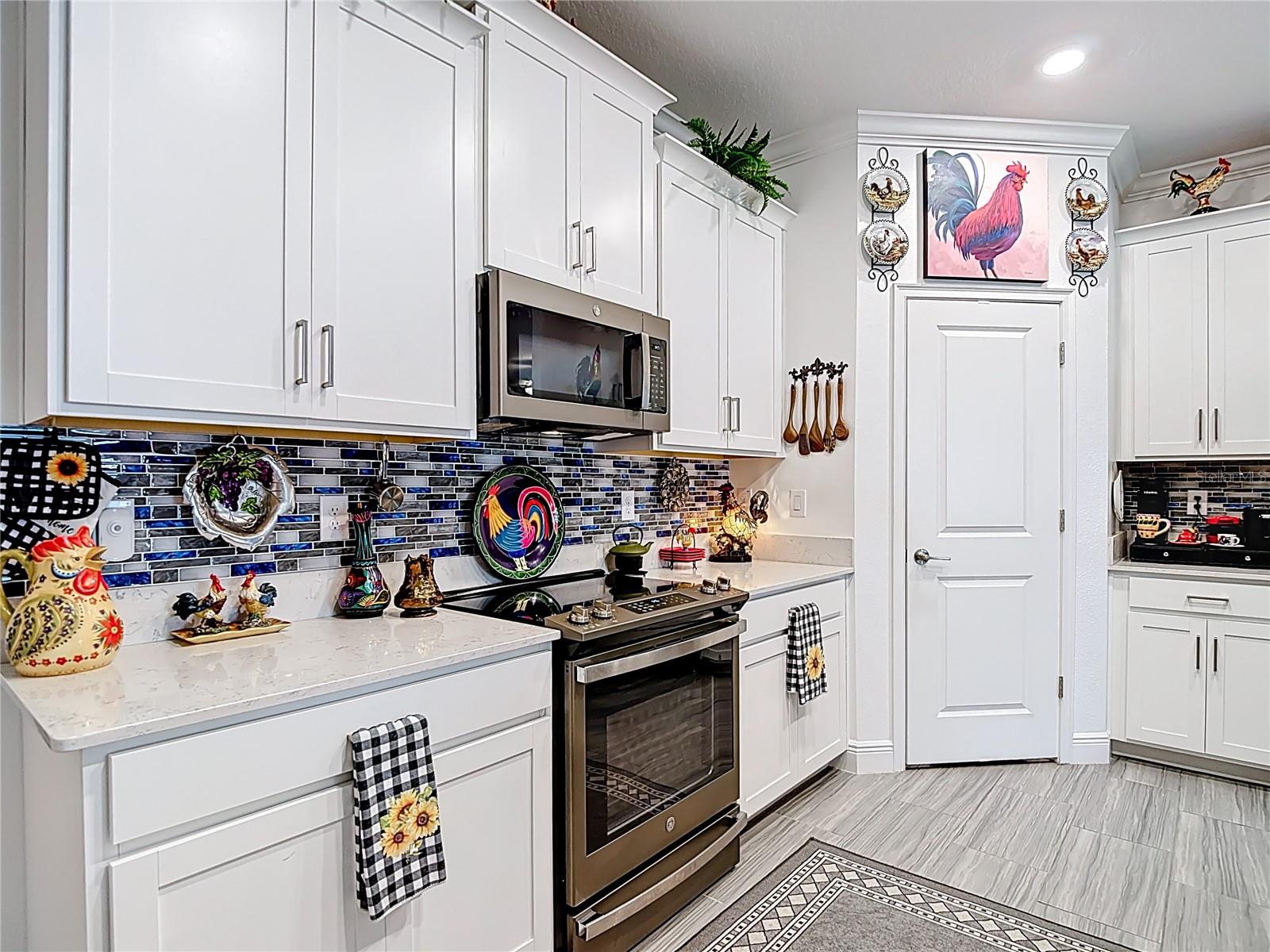 Image 11 of 82 For 10021 Campanula Court