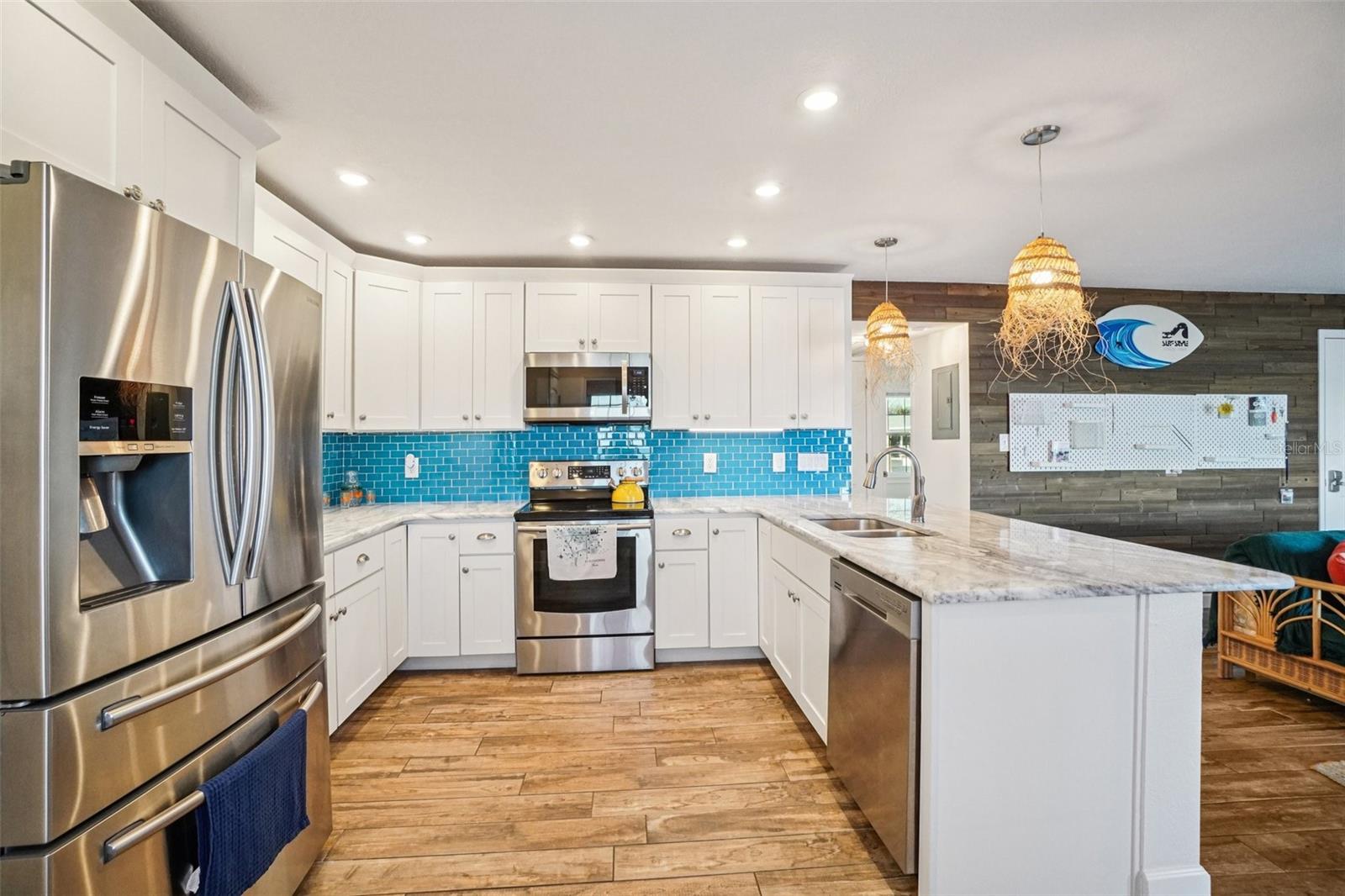 Image 13 of 47 For 4822 Coquina Key Drive Se B