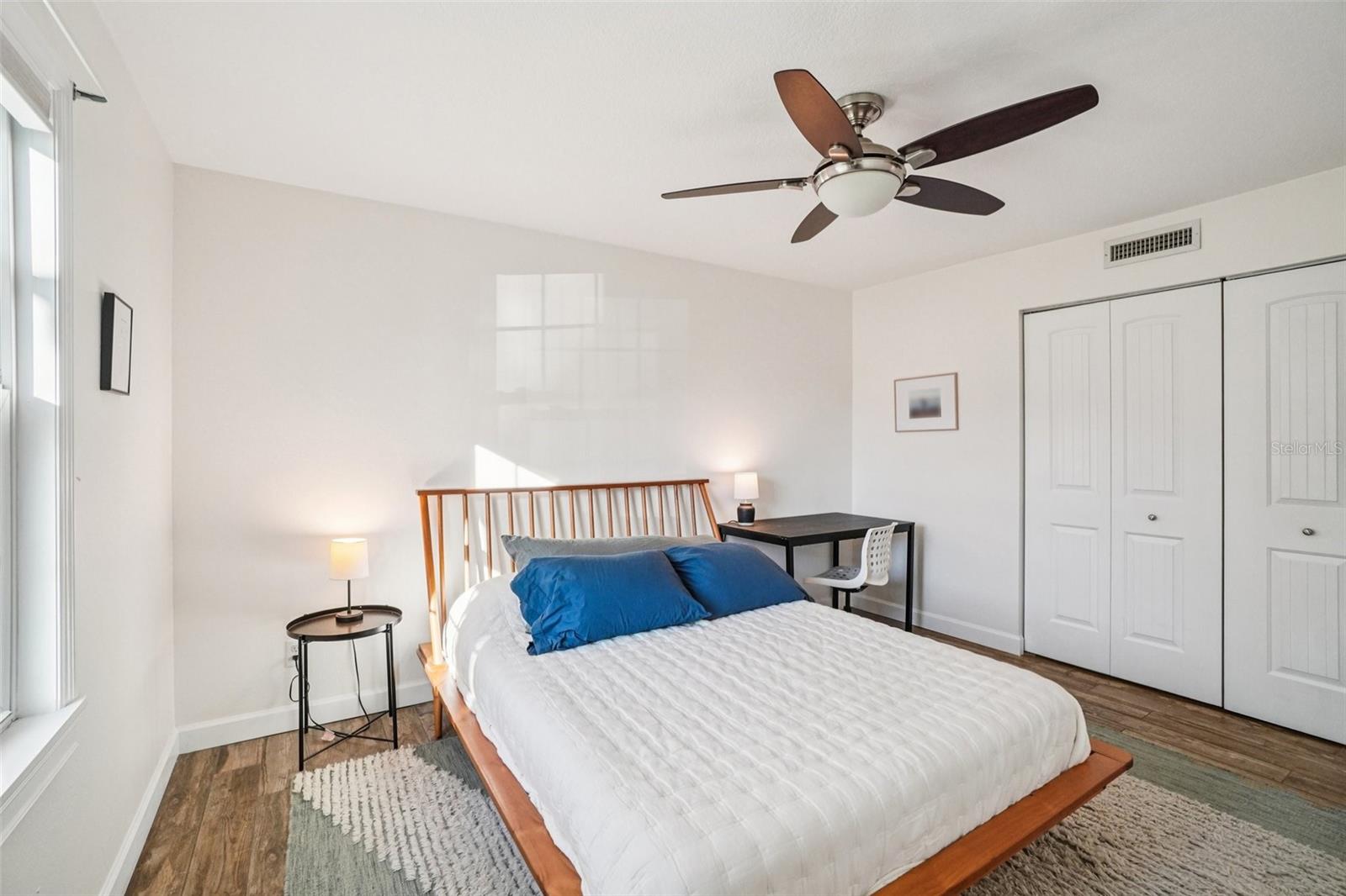 Image 29 of 47 For 4822 Coquina Key Drive Se B