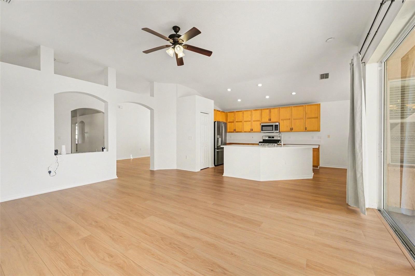 Image 10 of 57 For 18048 Arbor Crest Drive