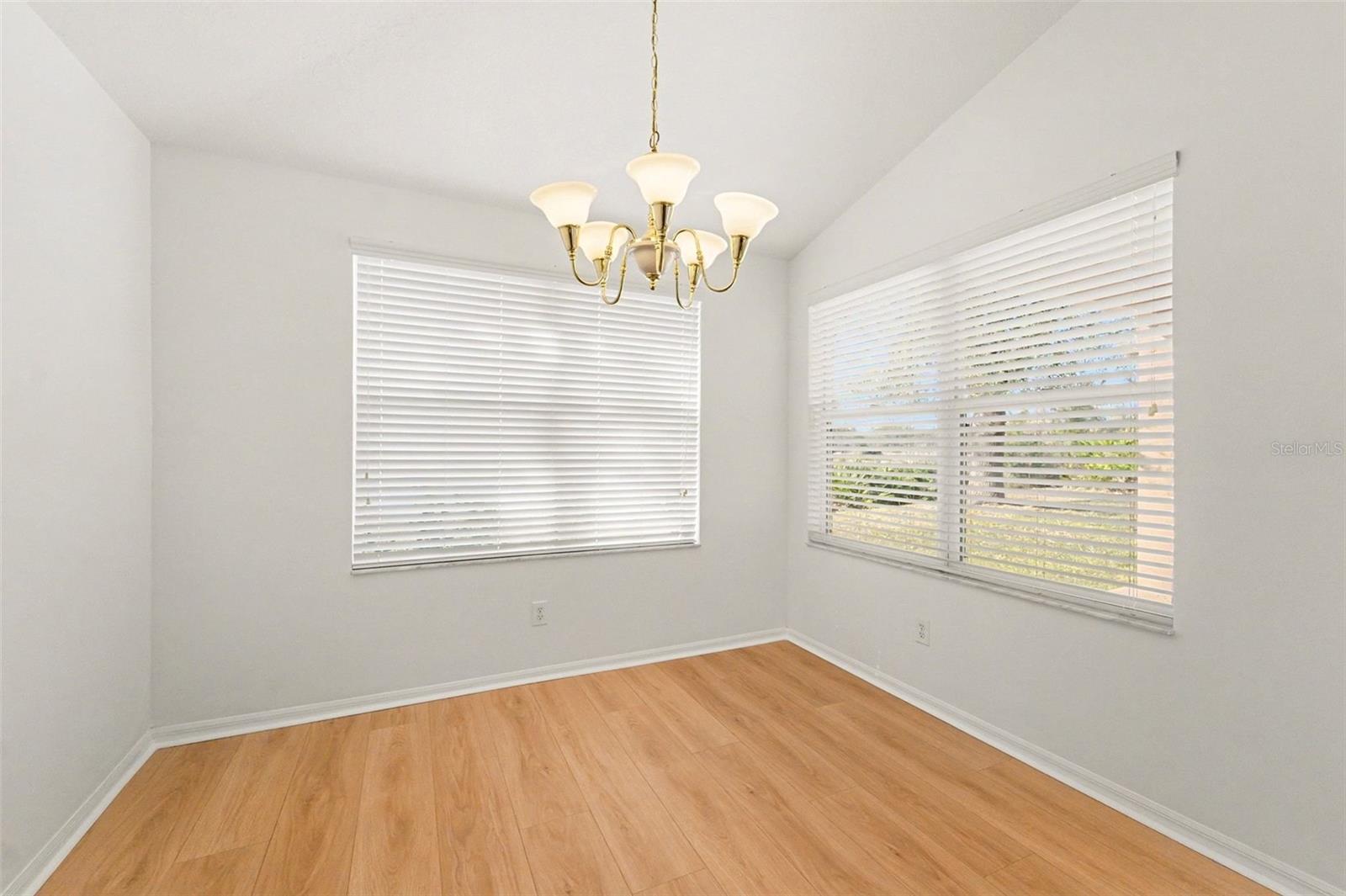 Image 11 of 57 For 18048 Arbor Crest Drive