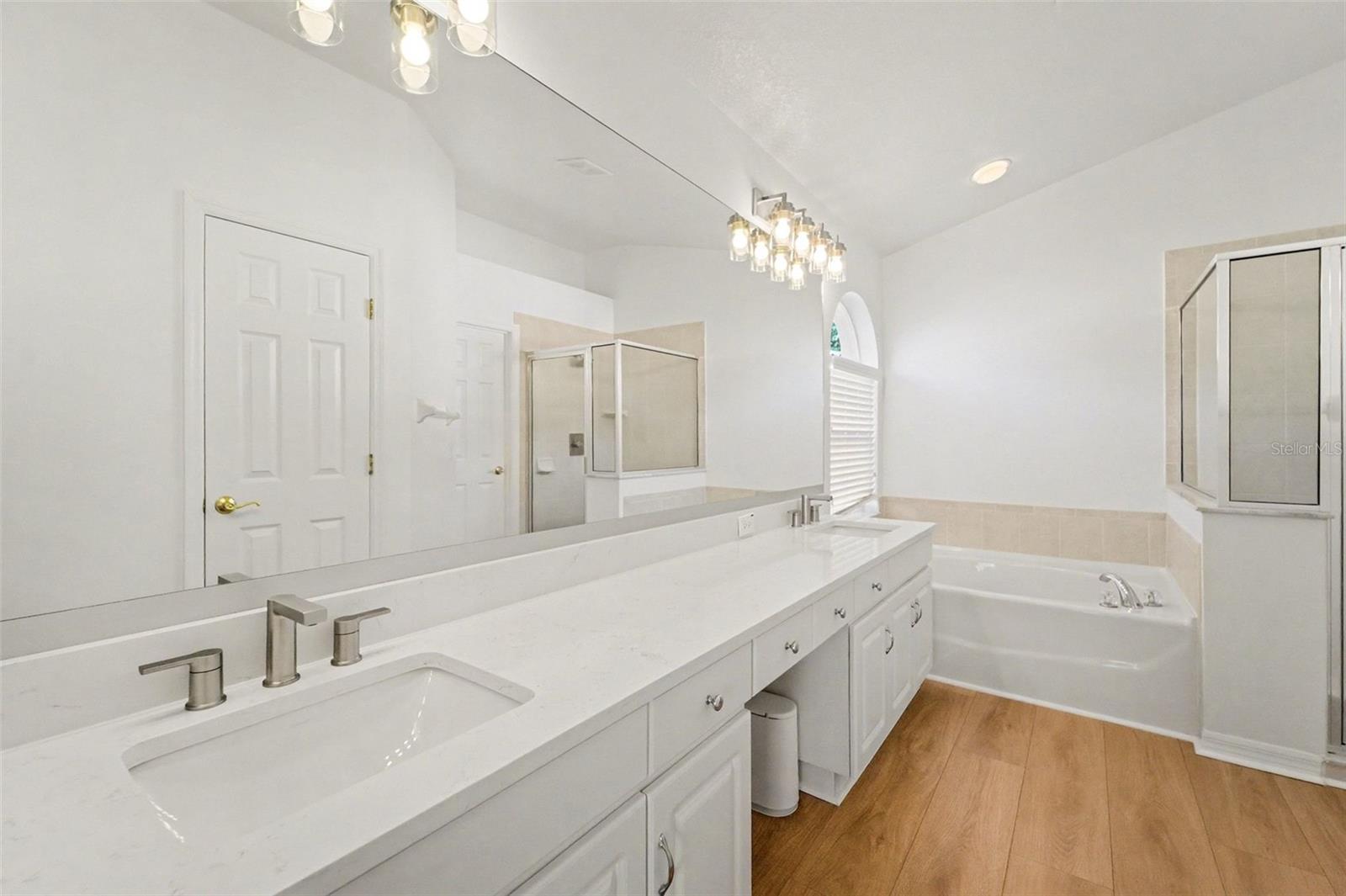 Image 15 of 57 For 18048 Arbor Crest Drive