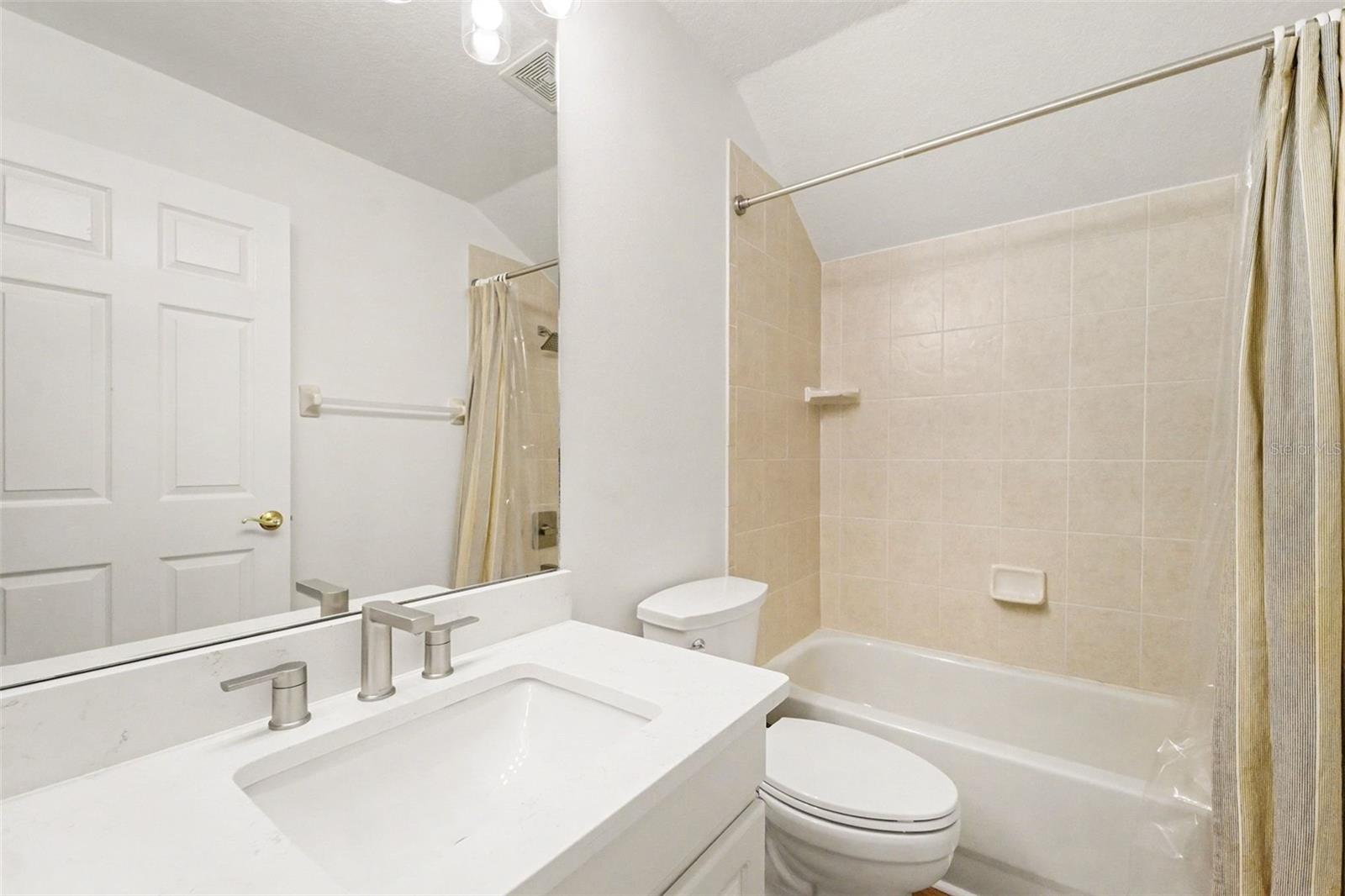 Image 22 of 57 For 18048 Arbor Crest Drive