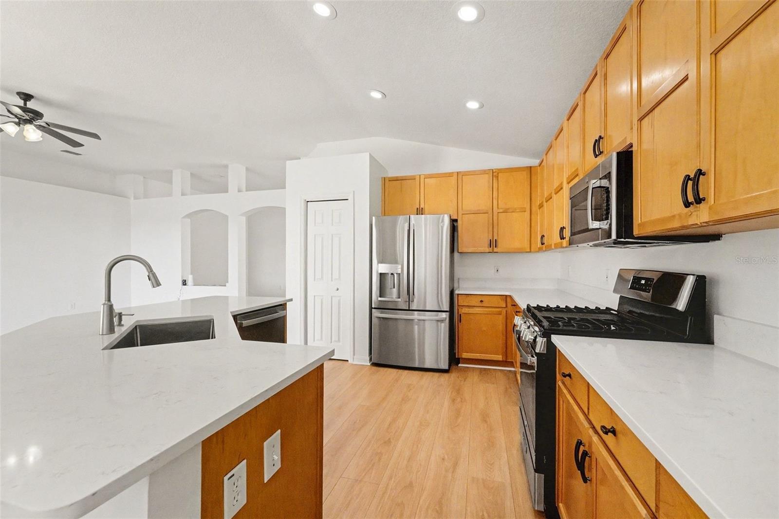 Image 8 of 57 For 18048 Arbor Crest Drive