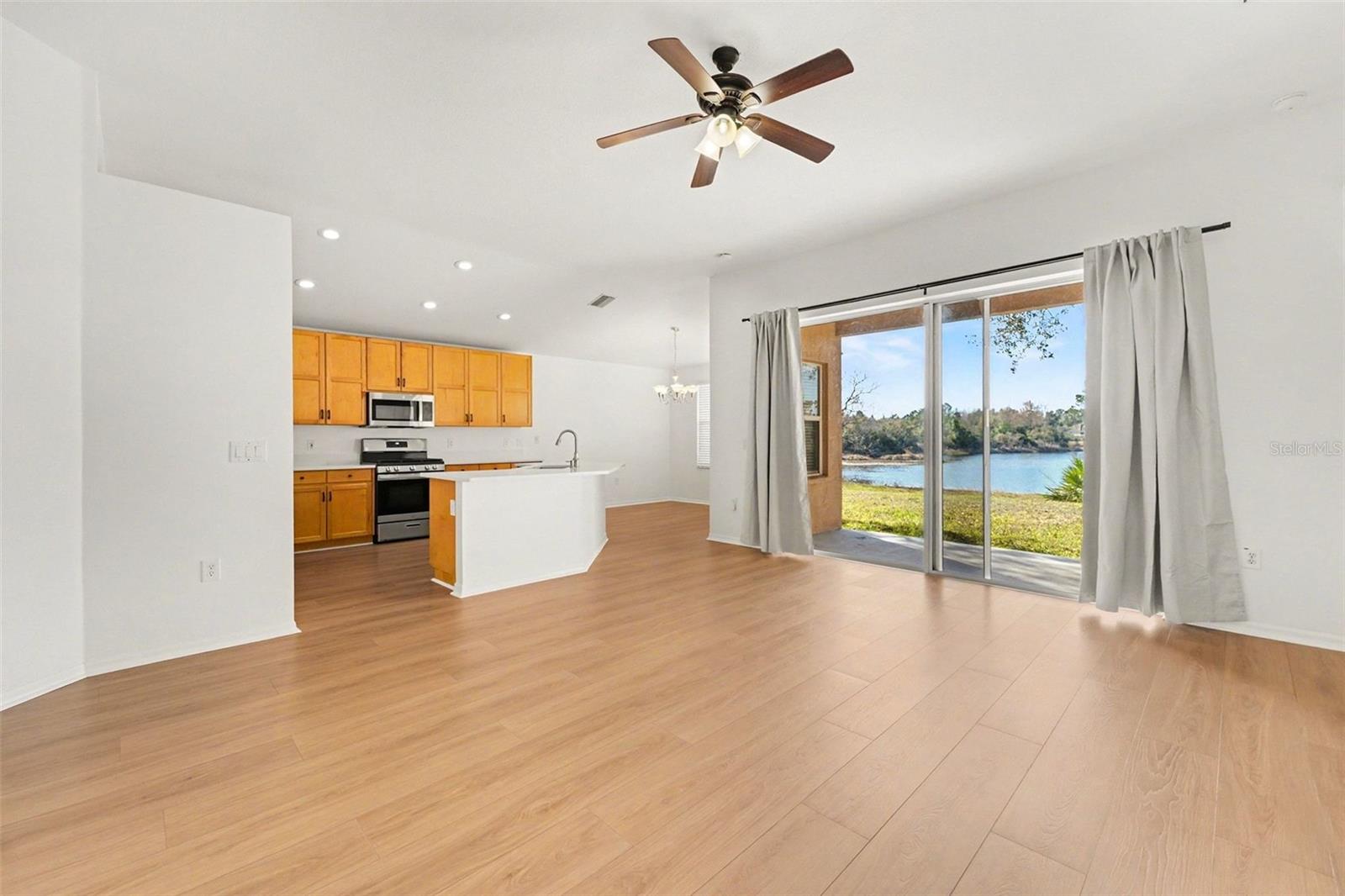 Image 9 of 57 For 18048 Arbor Crest Drive