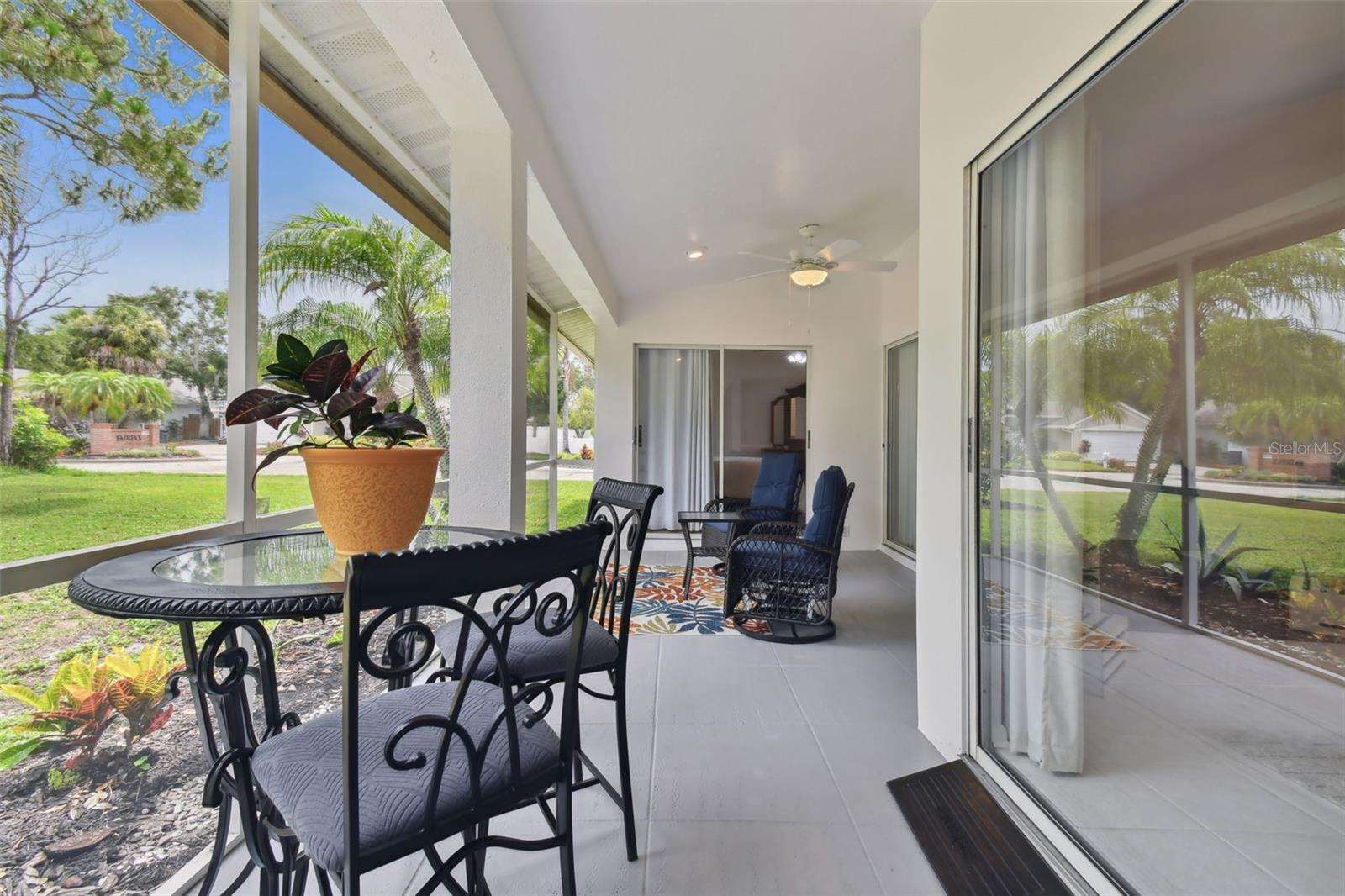 Image 23 of 31 For 4327 Murfield Drive E