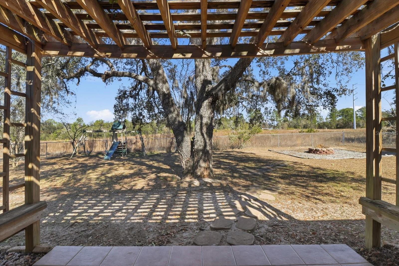 Image 17 of 50 For 2745 Redgate Drive