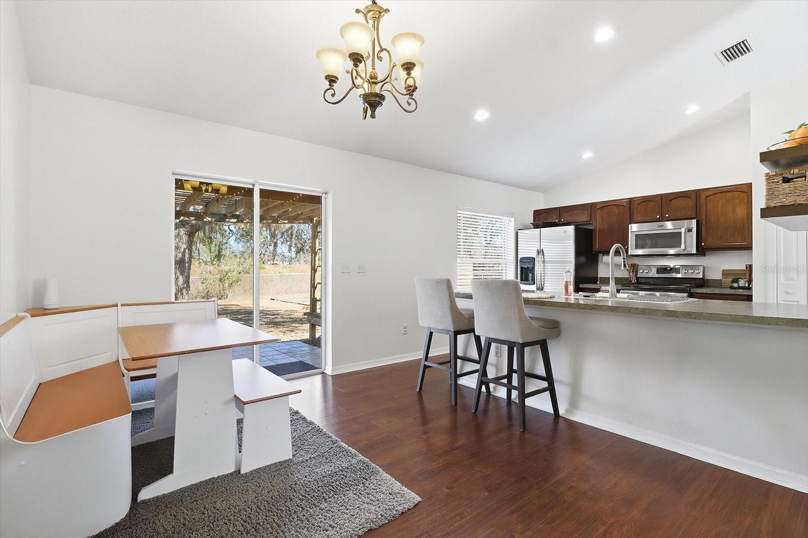 Image 18 of 50 For 2745 Redgate Drive