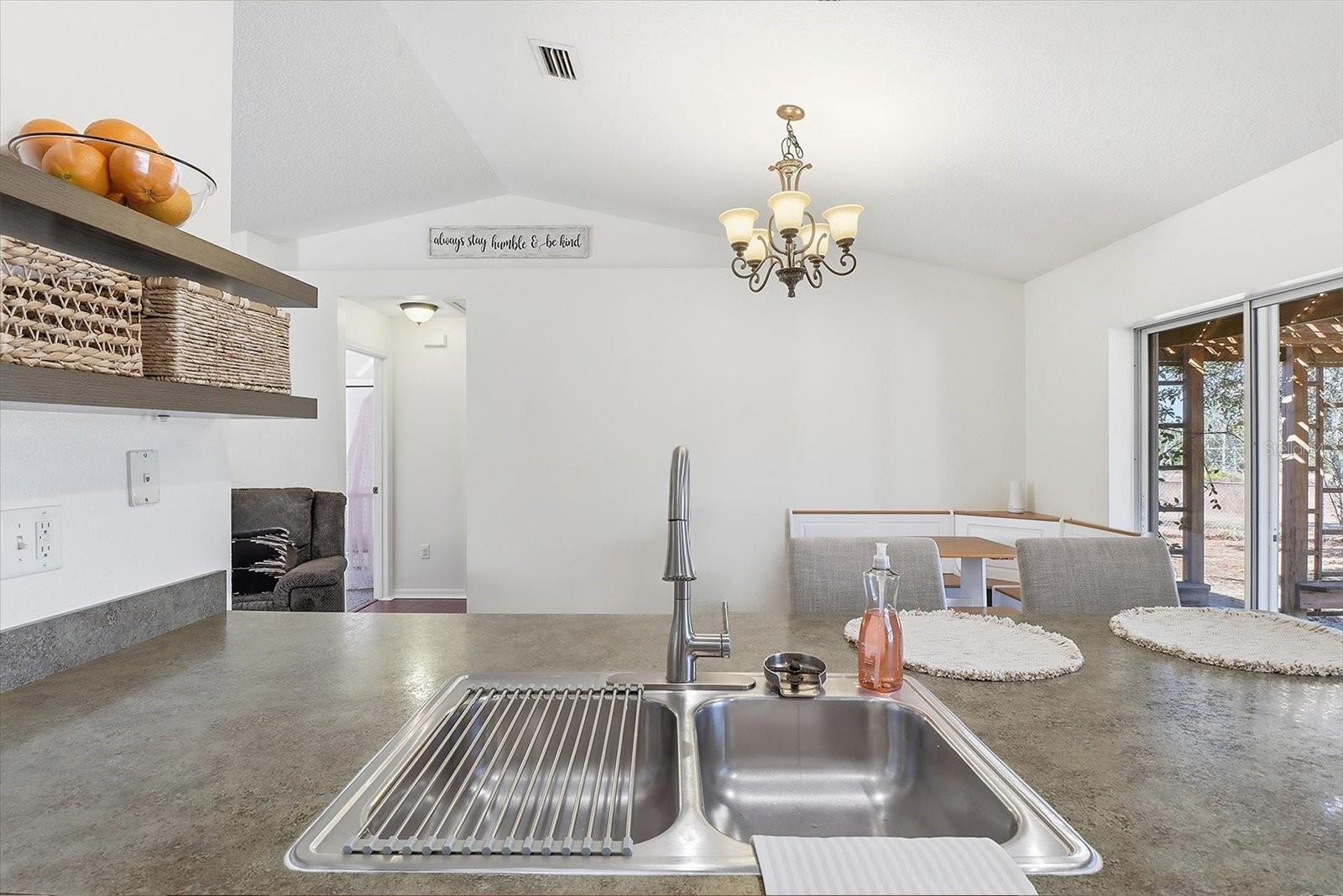 Image 20 of 50 For 2745 Redgate Drive