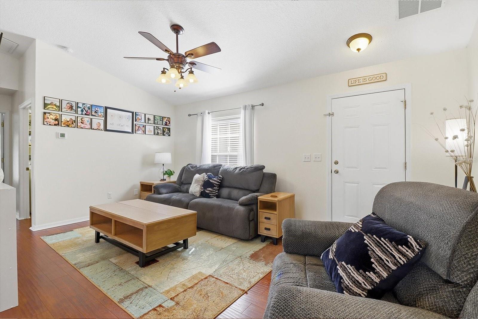 Image 3 of 50 For 2745 Redgate Drive