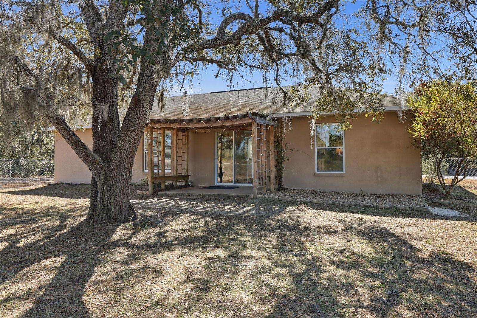 Image 39 of 50 For 2745 Redgate Drive