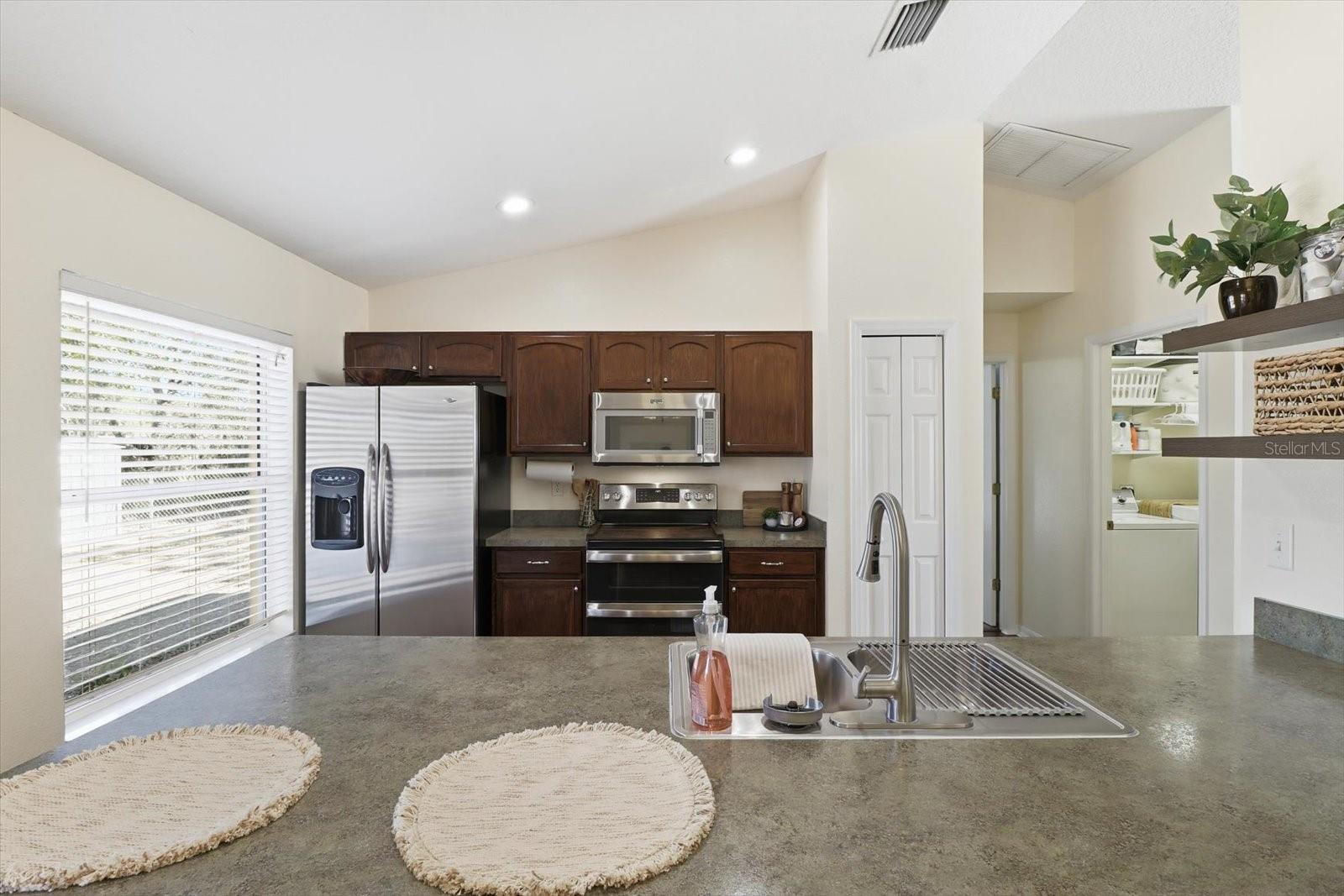 Image 4 of 50 For 2745 Redgate Drive