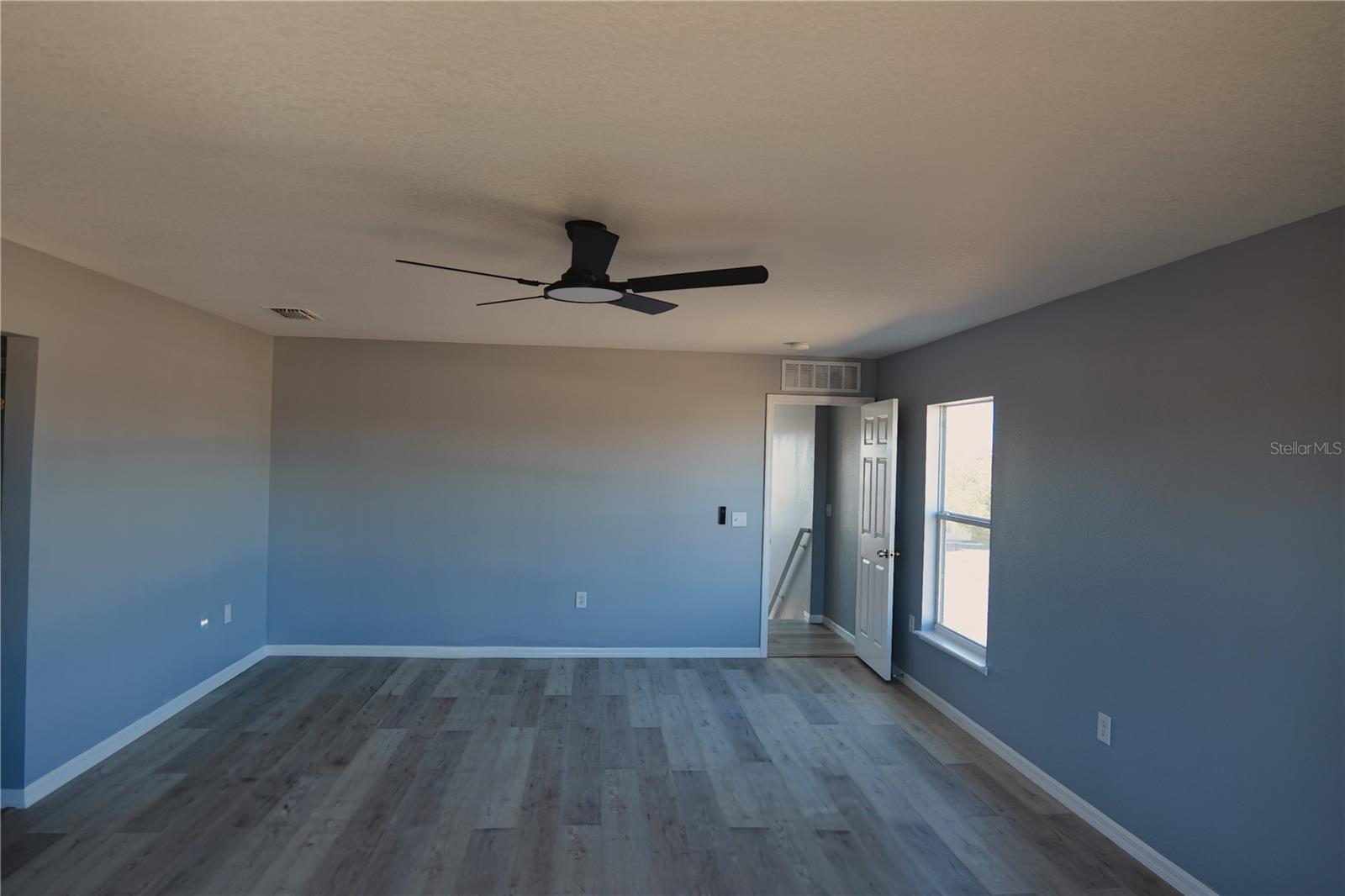 Image 14 of 22 For 706 Brenton Leaf Drive