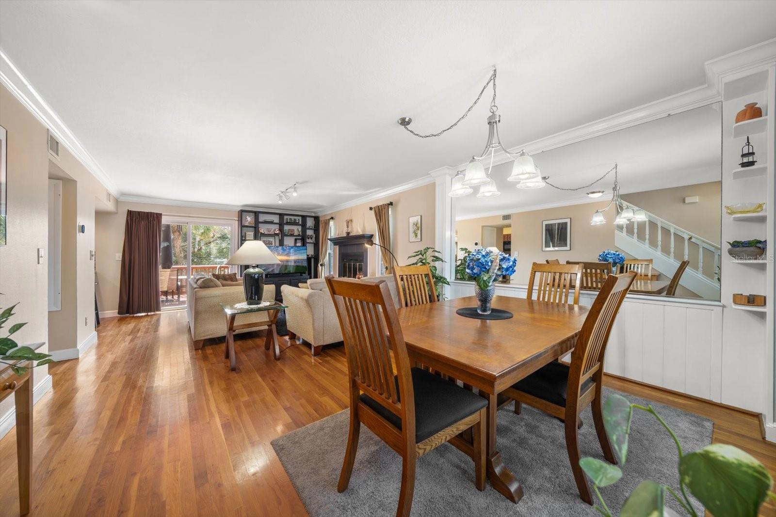 Image 10 of 44 For 856 Wisconsin Avenue