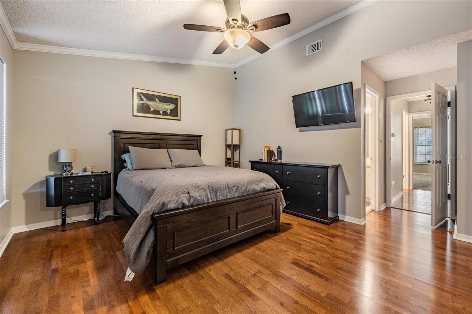 Image 17 of 19 For 3819 Horatio Street B-10