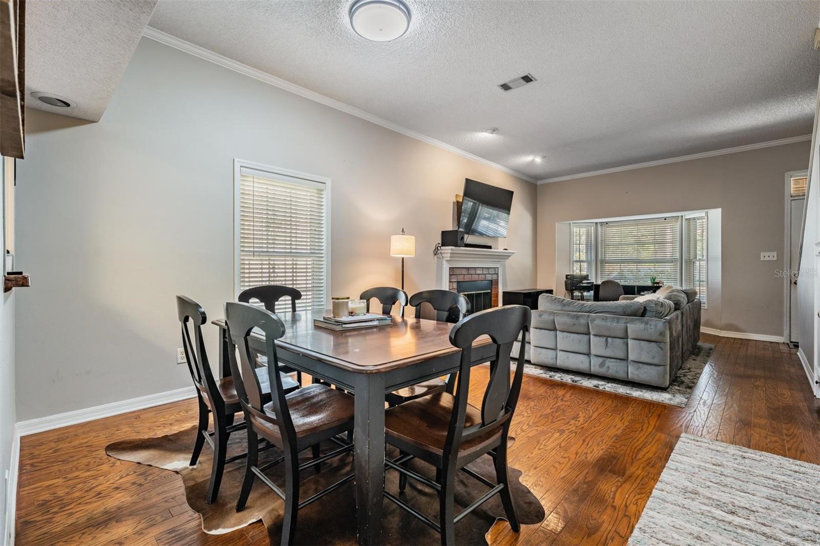 Image 7 of 19 For 3819 Horatio Street B-10