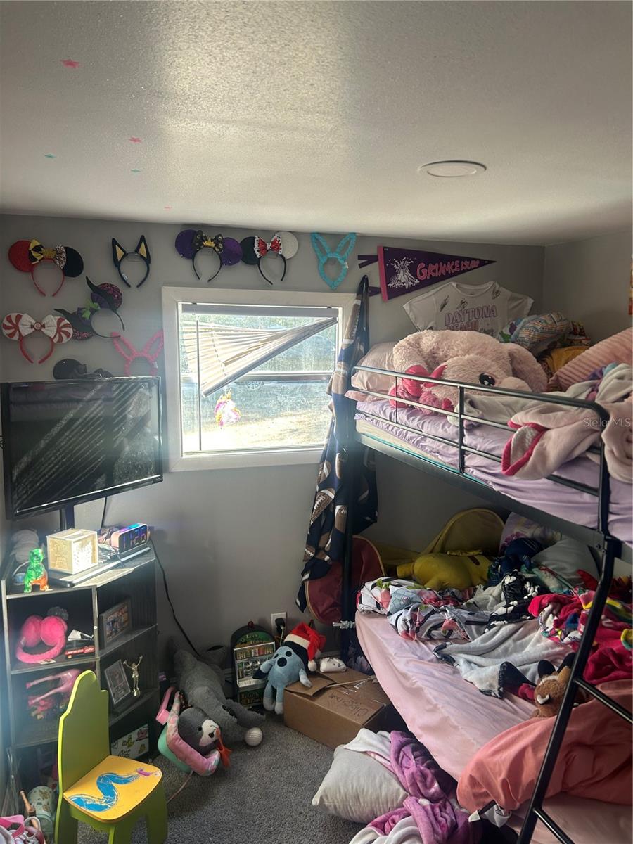 Image 10 of 13 For 9633 Norm Street