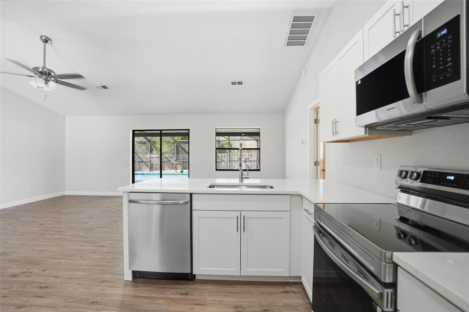 Image 10 of 30 For 3482 Ambassador Avenue