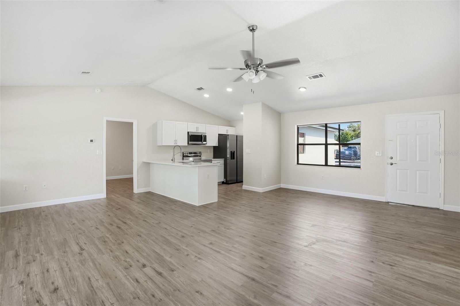 Image 4 of 30 For 3482 Ambassador Avenue