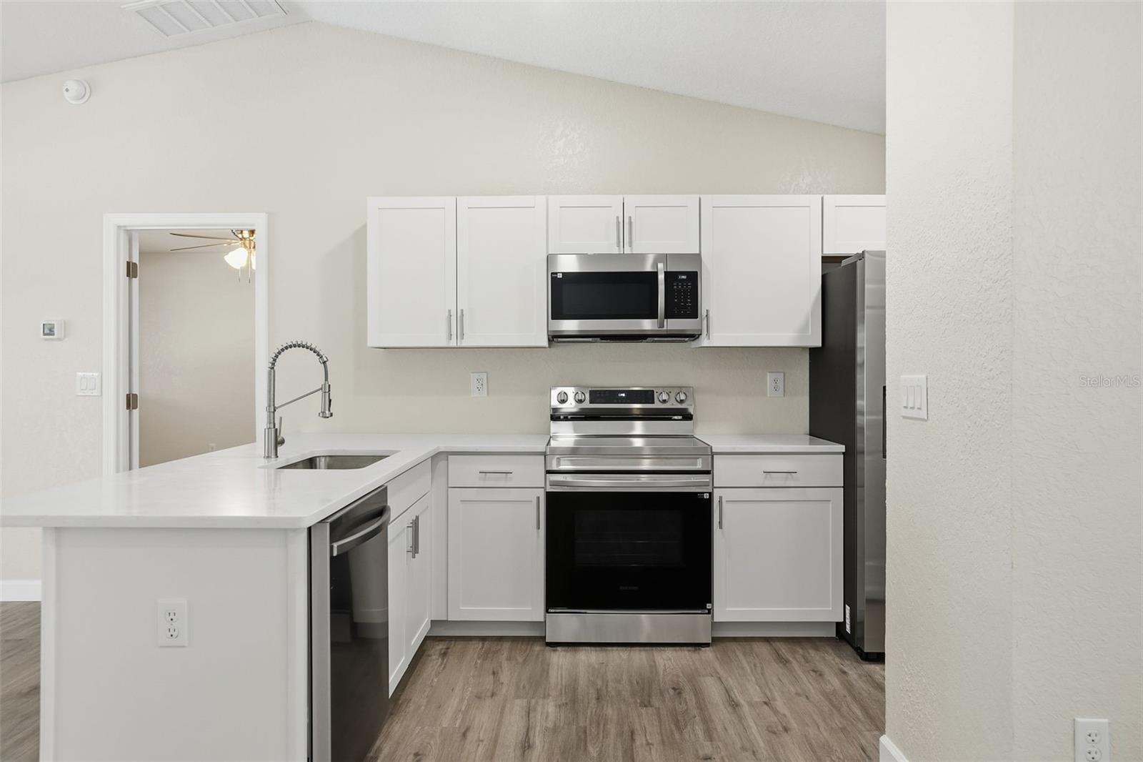 Image 6 of 30 For 3482 Ambassador Avenue