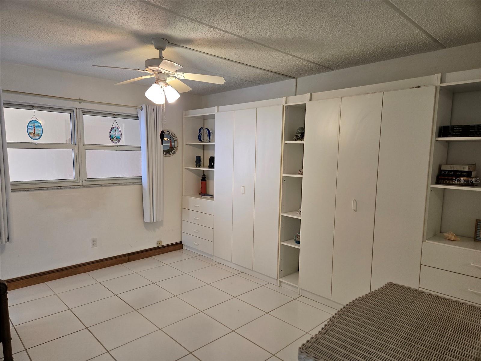 Image 20 of 36 For 4799 Atlantic Avenue 4080