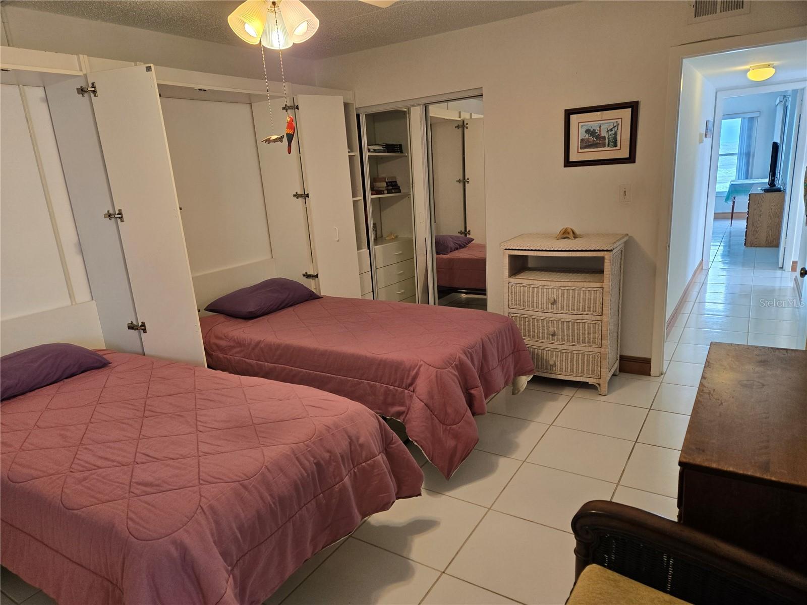 Image 21 of 36 For 4799 Atlantic Avenue 4080