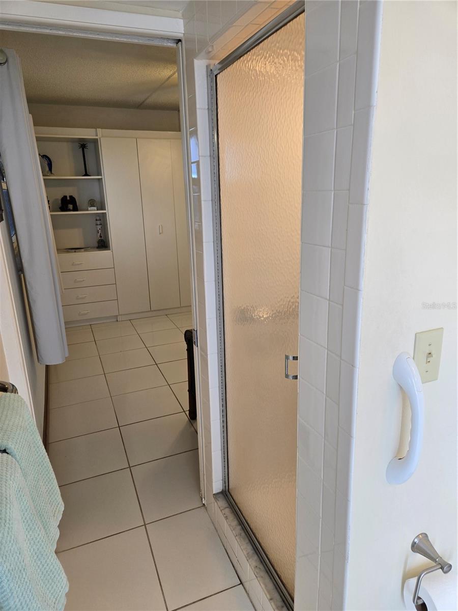 Image 8 of 36 For 4799 Atlantic Avenue 4080