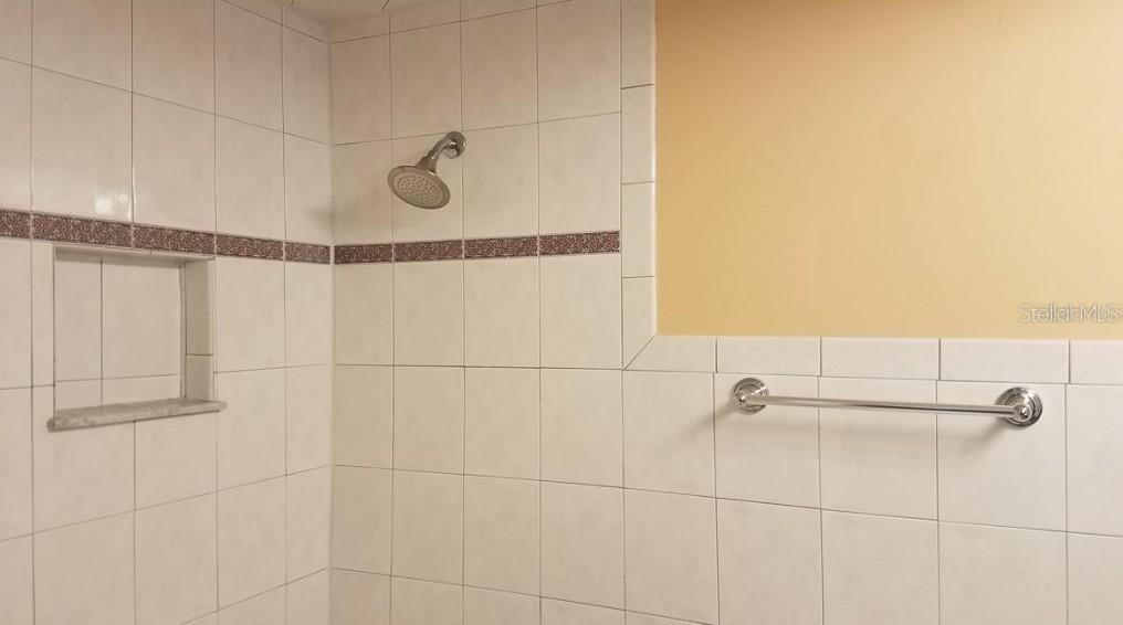 Image 9 of 12 For 2921 Walnut Street