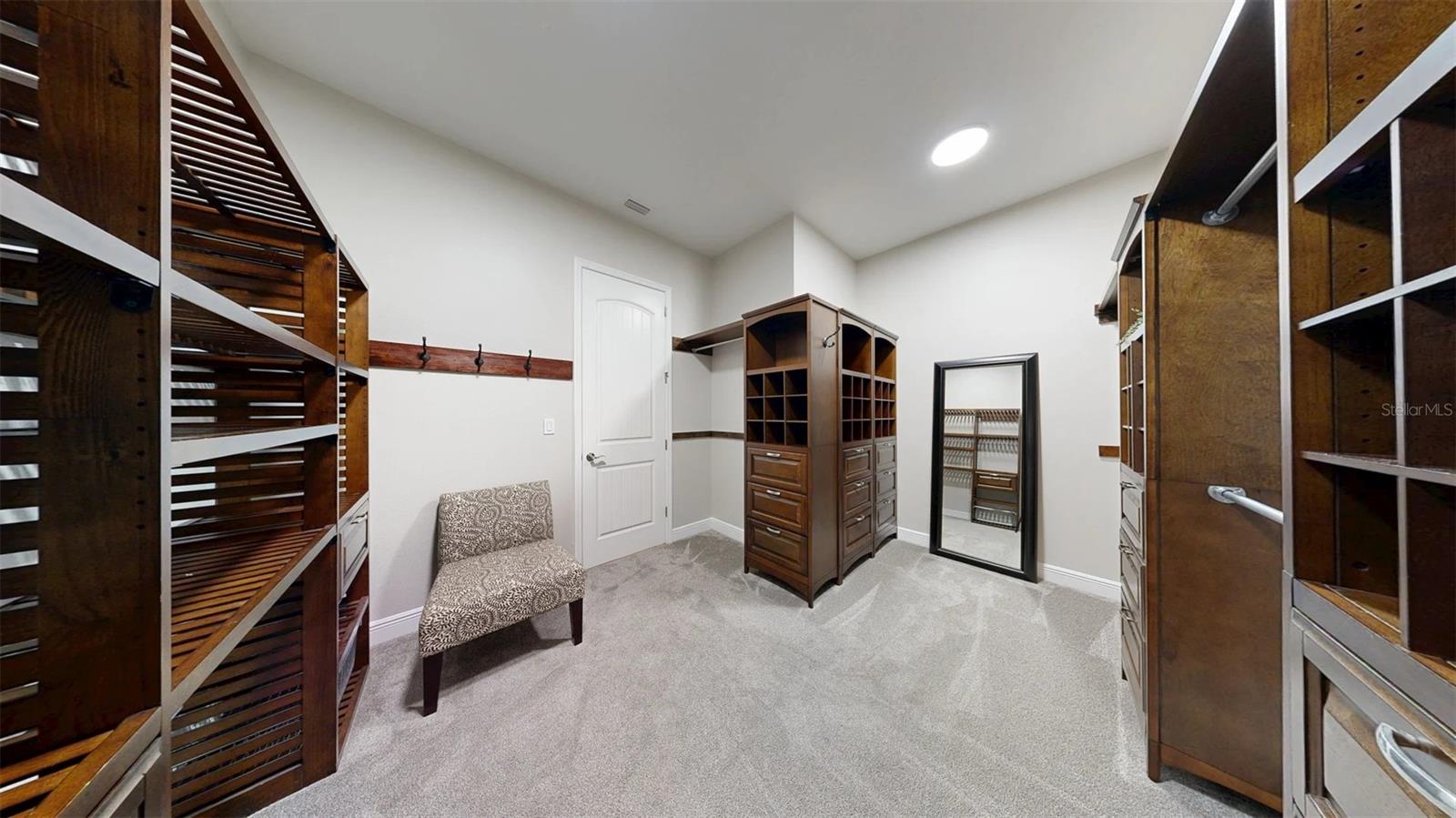 Listing photo id 47 for 6426 Tideline Drive